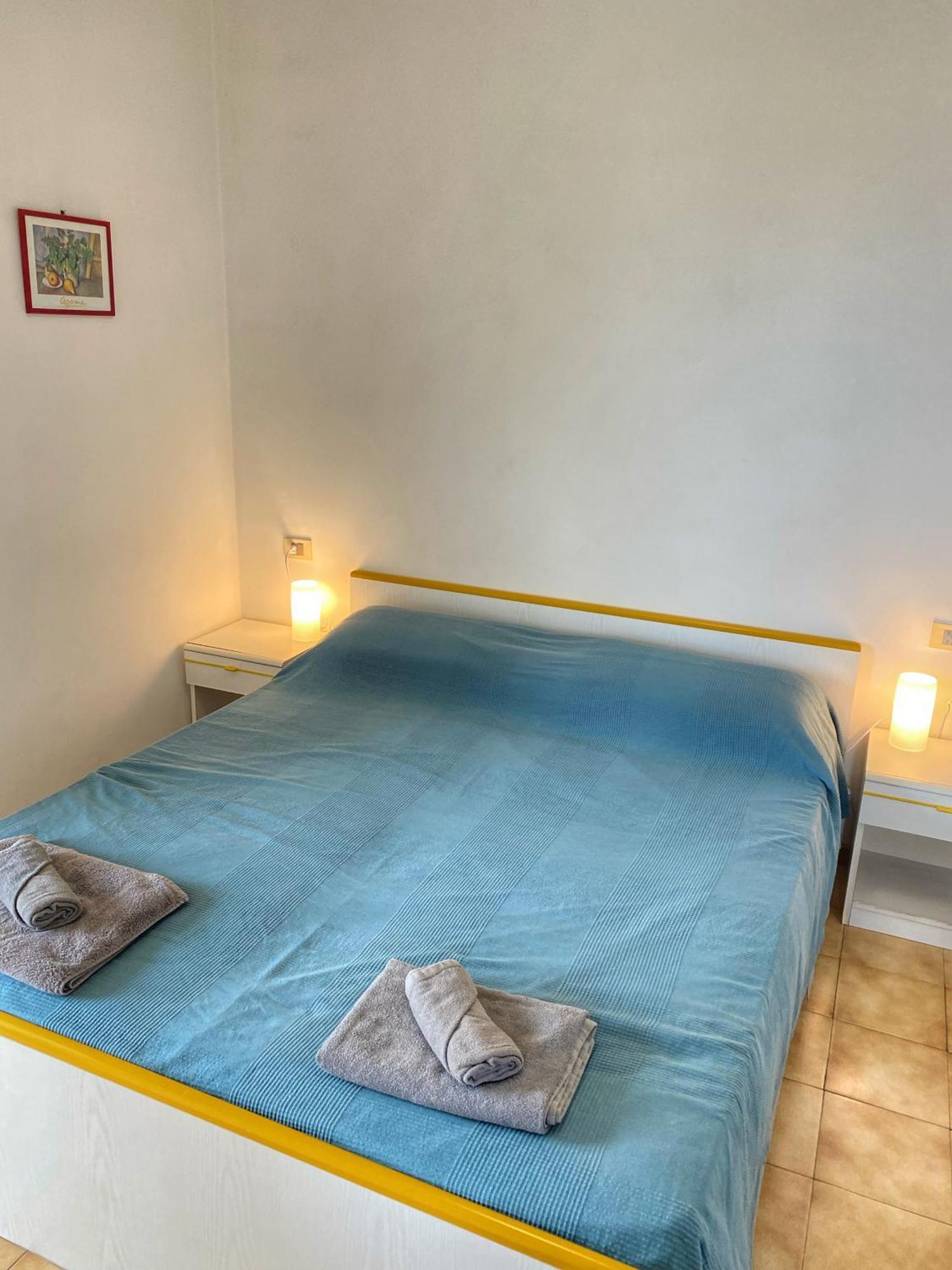 Grazioso Appartamento N 47 A 100Mt Dal Mare 比比翁 外观 照片