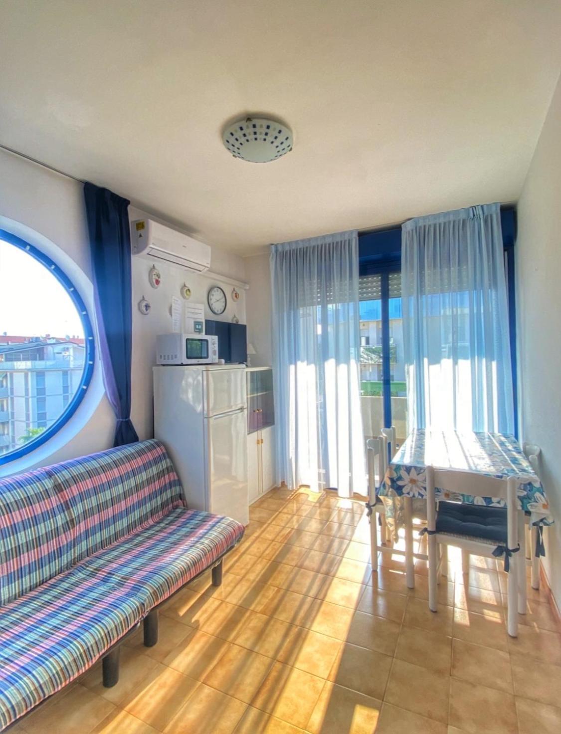 Grazioso Appartamento N 47 A 100Mt Dal Mare 比比翁 外观 照片
