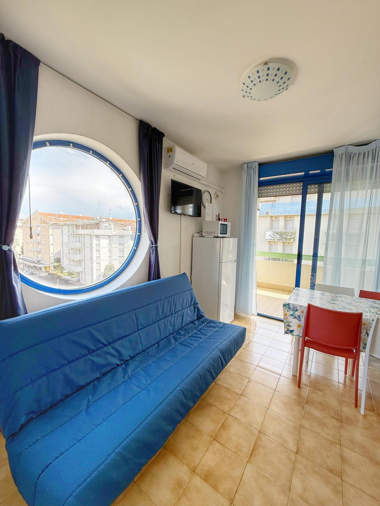 Grazioso Appartamento N 47 A 100Mt Dal Mare 比比翁 外观 照片